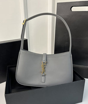 Designer bag Shoulder bag HOBO bag Hig Quality Handbag Designer Luxury Shoulder bag Classic Women Designer  Handbag Black Leather Chain bag An Alligator Handbag