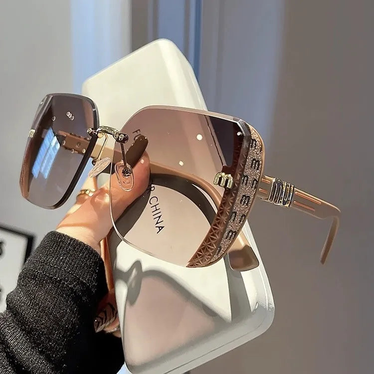 Half Frame Luxury Sunglasses with Premium Texture