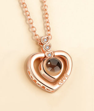 Heart-shaped projection pendant