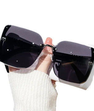 Half Frame Luxury Sunglasses with Premium Texture