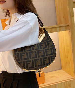Designer Shoulder for woman outdoor casual half moon vintage cross bag