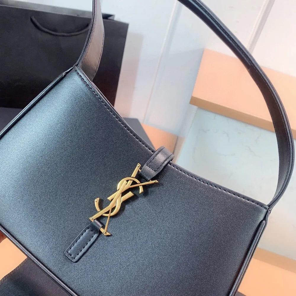 Designer bag Shoulder bag HOBO bag Hig Quality Handbag Designer Luxury Shoulder bag Classic Women Designer  Handbag Black Leather Chain bag An Alligator Handbag